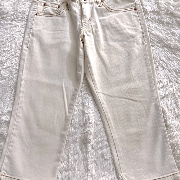 LEVI’S SUPERLOW CAPRI JEAN - Picture 6 of 11